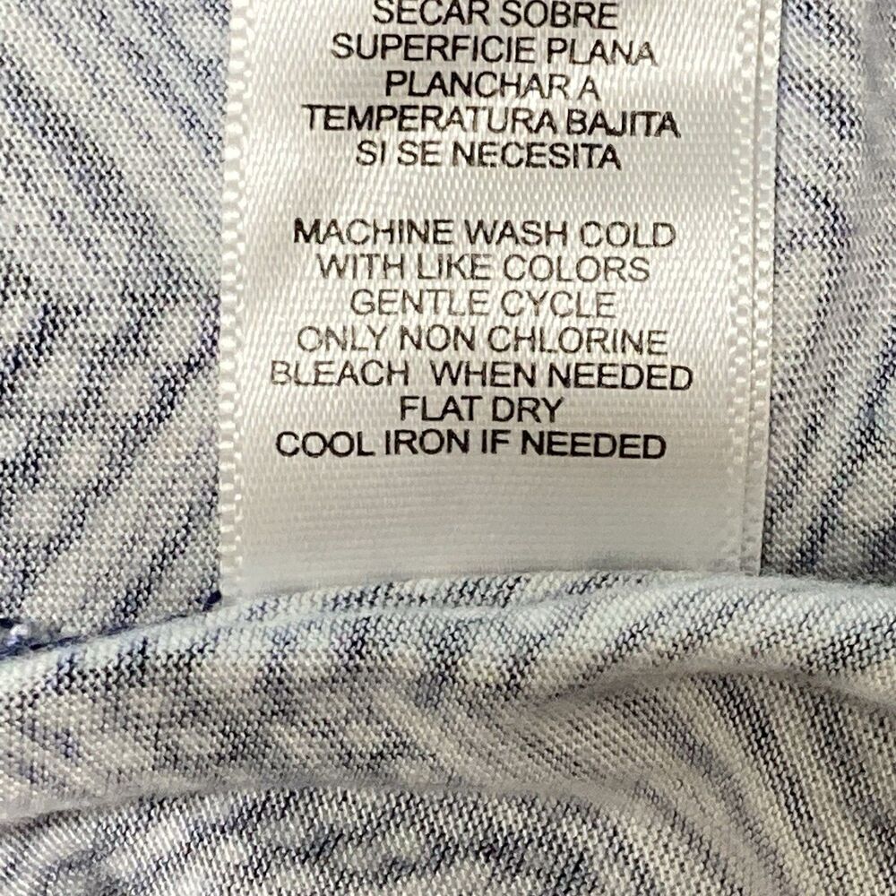 Daisy Fuentes Top Women's Size Large Blue White Loose/Baggy Long Sleeve Knit - Picture 9 of 9